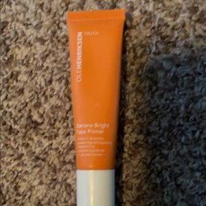 Ole Henrikesen Banana Bright Fave Primer
